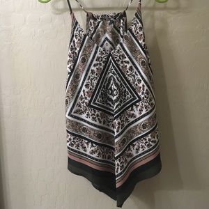 Light weight pattern T-shirt